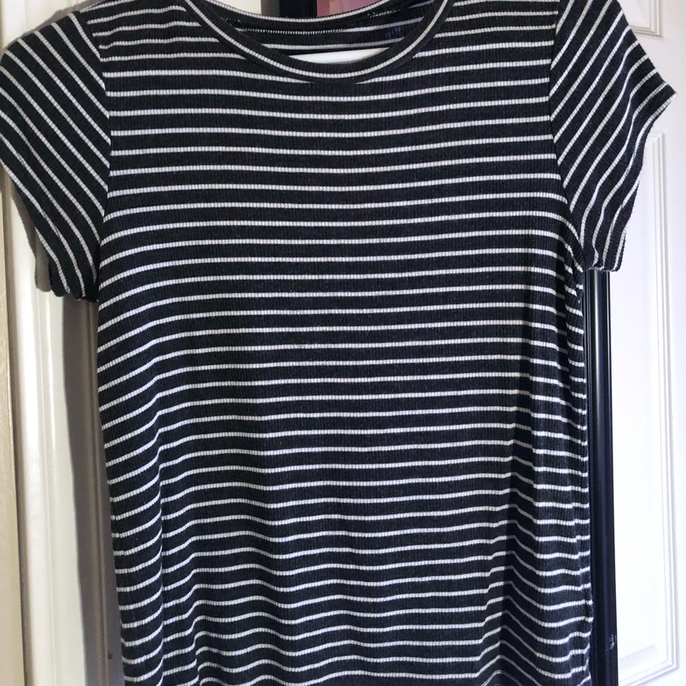 American Eagle tee